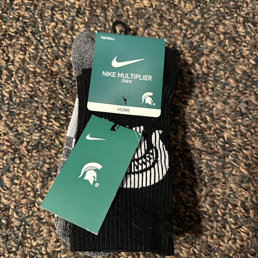 Nike Multiplier Crew Socks - Green and White
